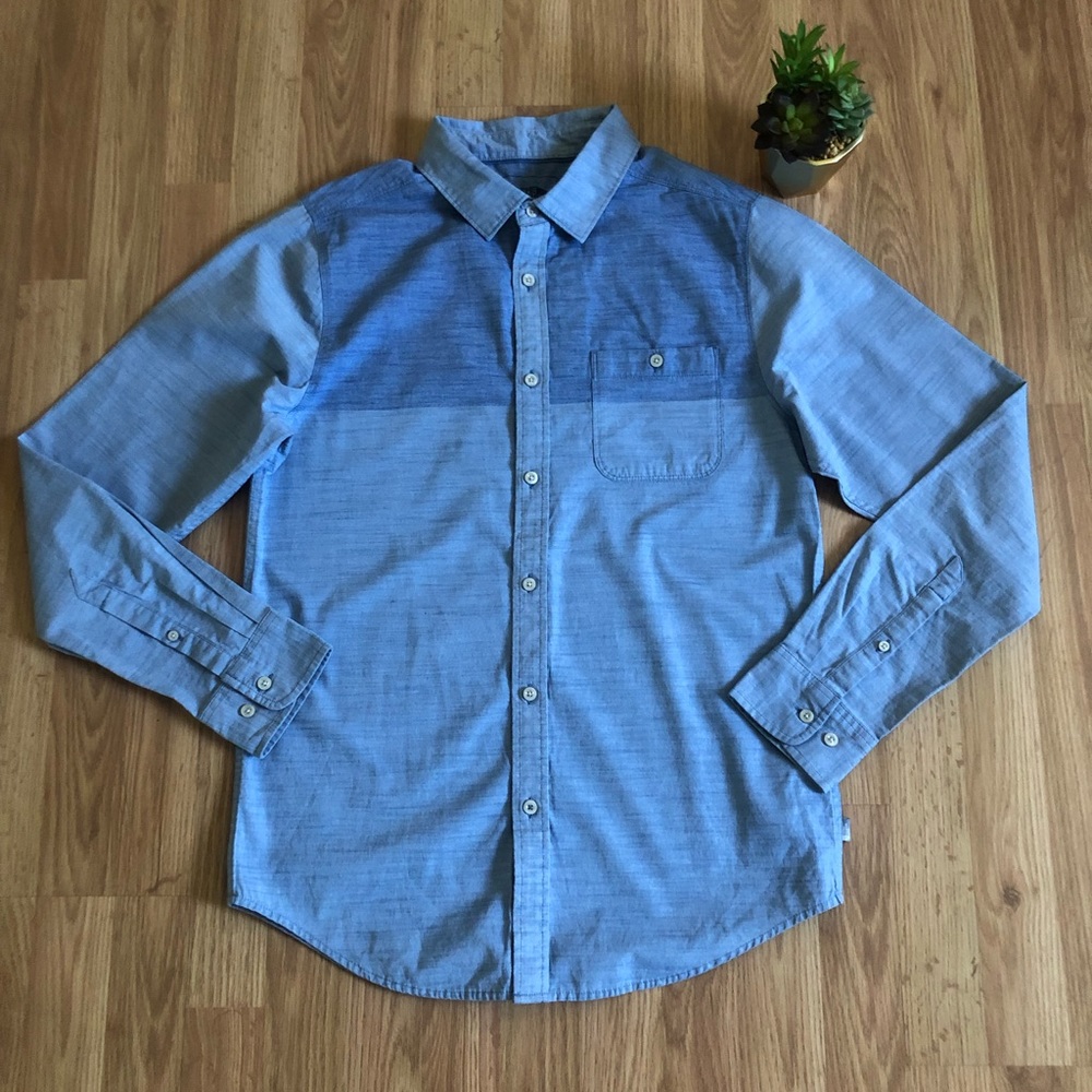 THE NORTH FACE Blue Colorblock Button Shirt